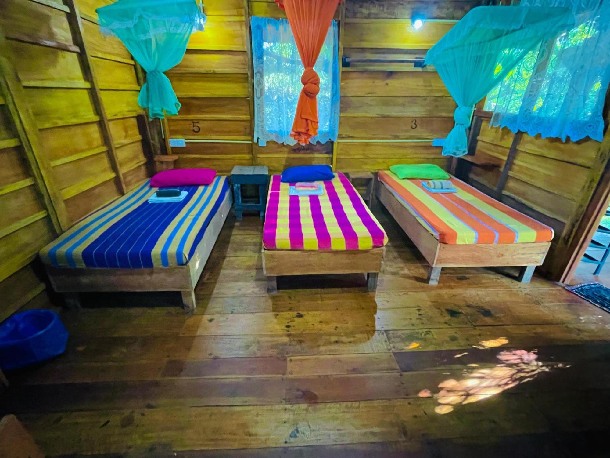 Sigiriya Rastha Hostel Bagian luar foto